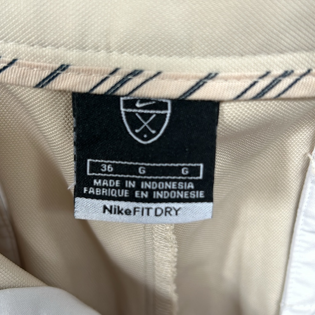 Nike Men’s Dry Fit Kakis Shorts, Size 36, Pockets, Comfortable